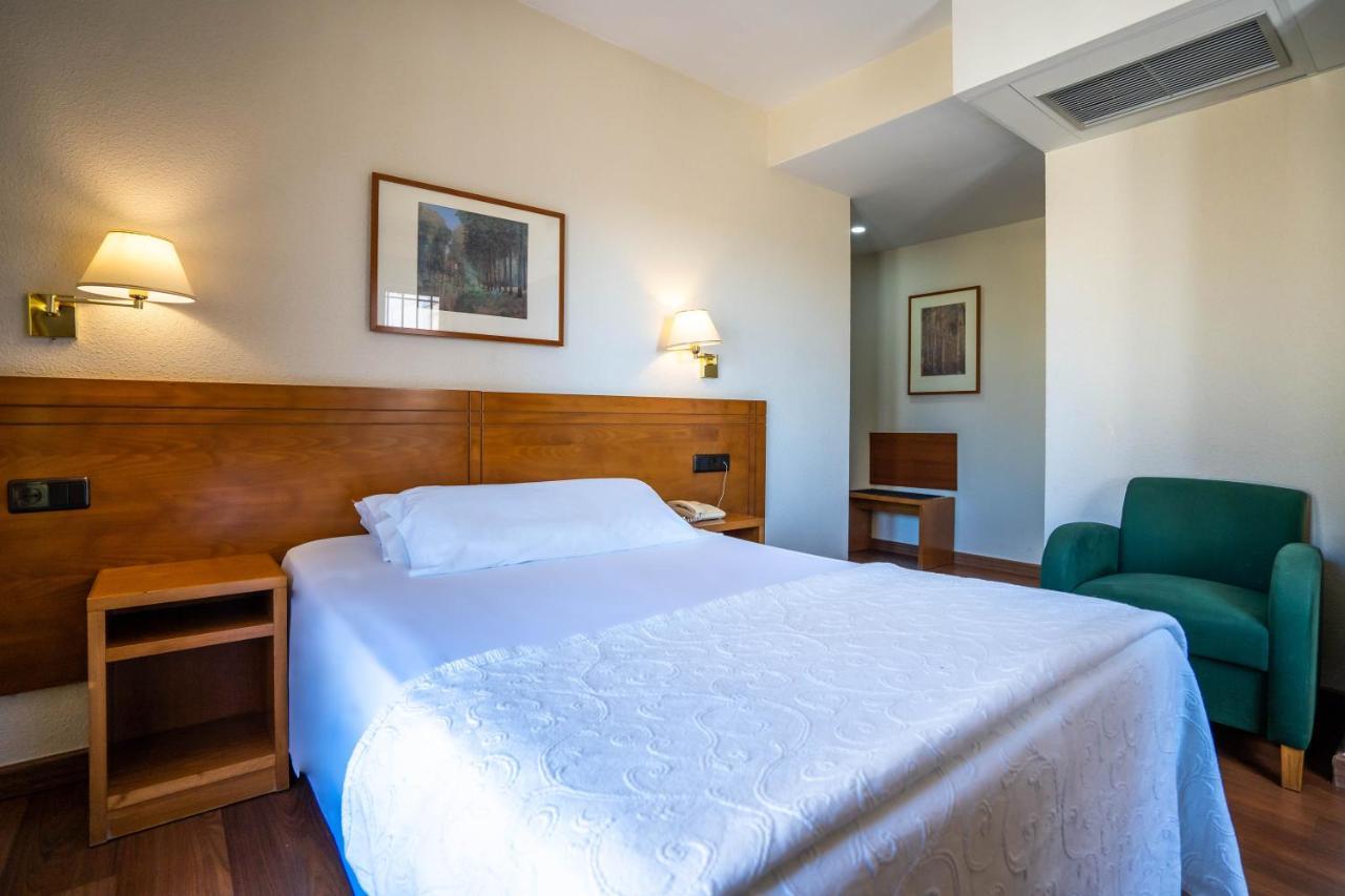 Yit Conquista De Toledo Hotel Exterior photo