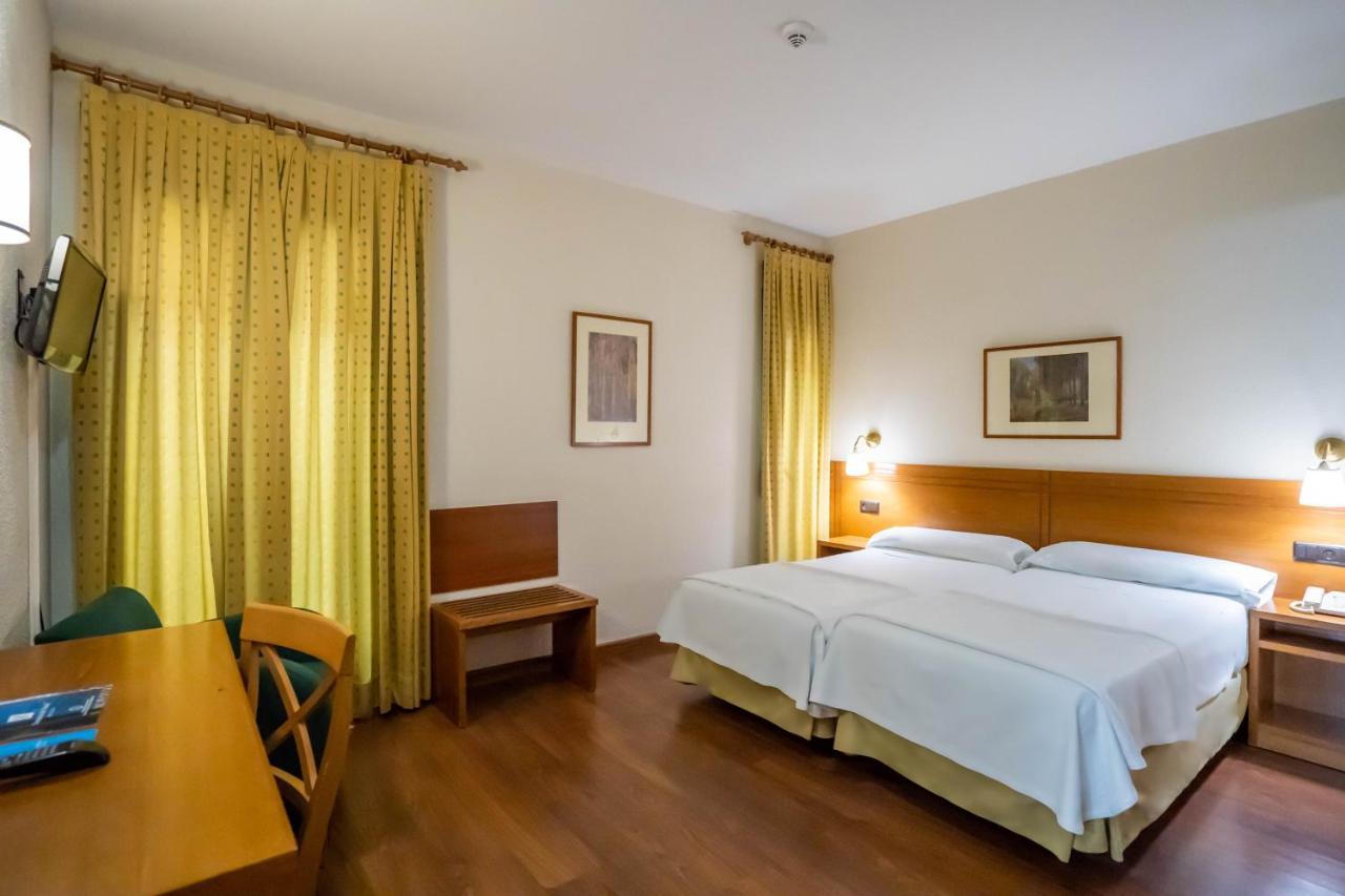 Yit Conquista De Toledo Hotel Exterior photo